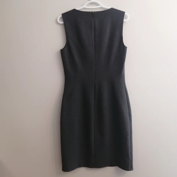 Diane Von Furstenberg Mackenzie Sheath Dress Embellished Jewel Neckline Gray 10 - Picture 3 of 11